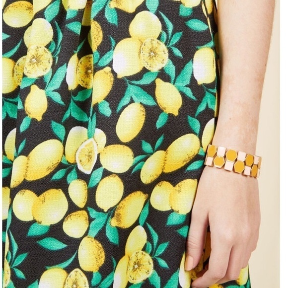 Modcloth Lemon Caught in a citrus cycle Skirt - Picture 5 of 10